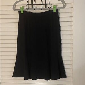 St. John Collection Elegant Black A-Line Flare Flounce Knit Skirt